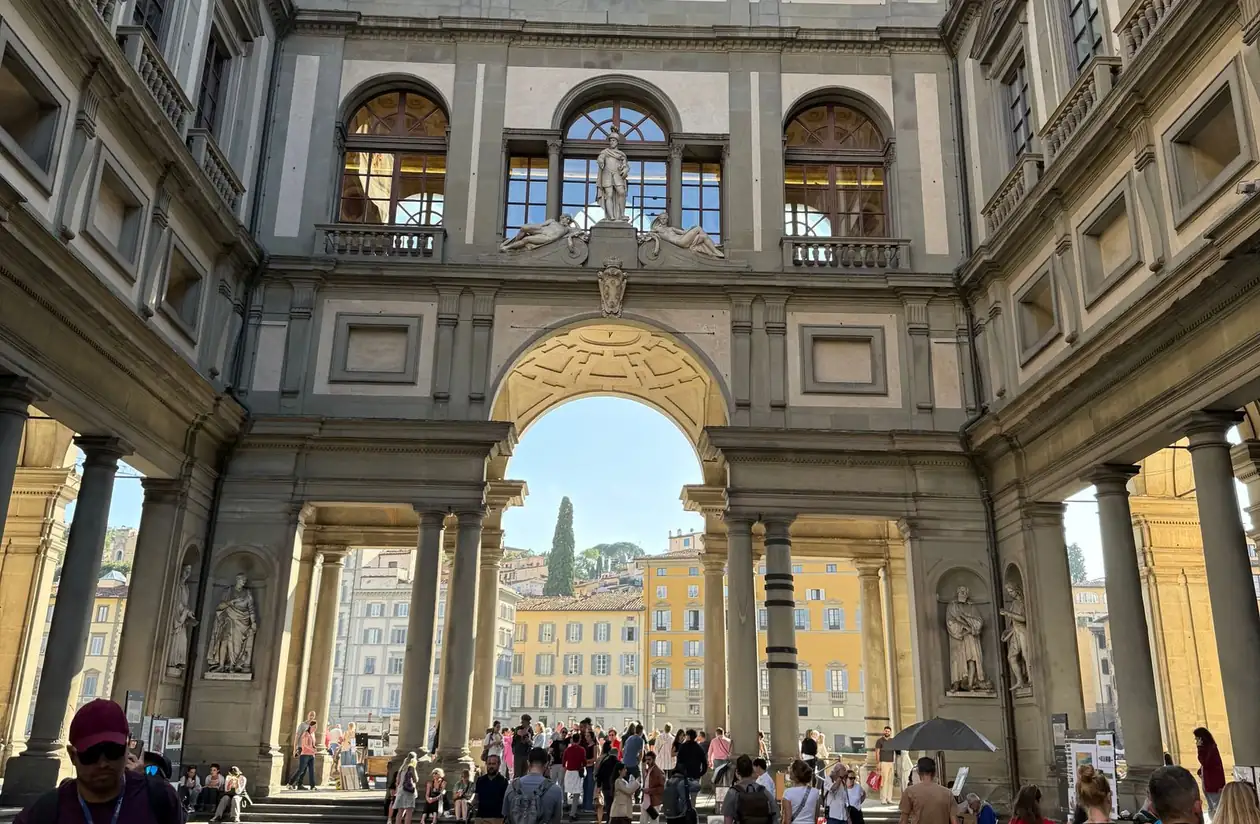 Is Skip-the-Line Worth It at the Uffizi? (2026)